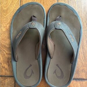 OluKai Brown Sandals with Contoured Sole and Textured Footbed